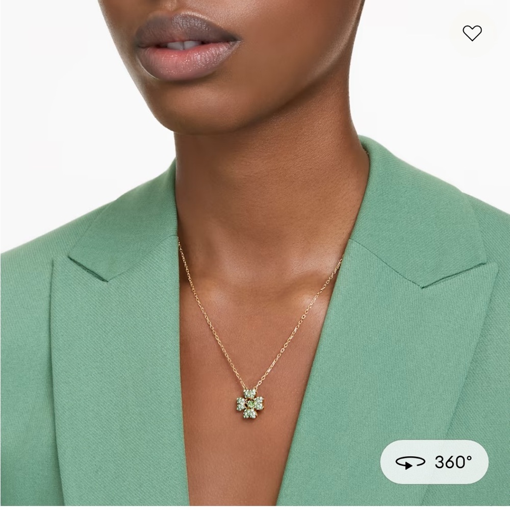Swarovski Idyllia pendant Clover, Green, Gold-tone plated